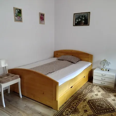 Appartamento Zadora Haus Săcele Esterno foto